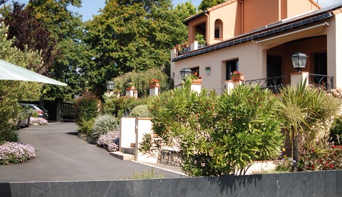 Habitación Confort doble, baño privado (Oasis)