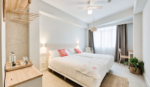 Habitación con 2 camas individuales