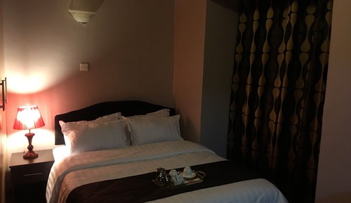 Habitación Deluxe doble, 1 cama de matrimonio, vistas al jardín