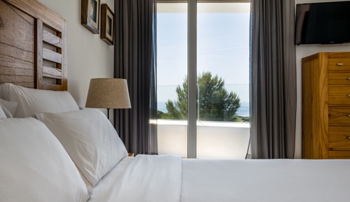 Marivent Deluxe Studio 