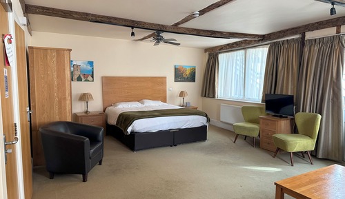 Deluxe Double Suite