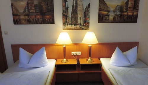 Habitación con 2 camas individuales