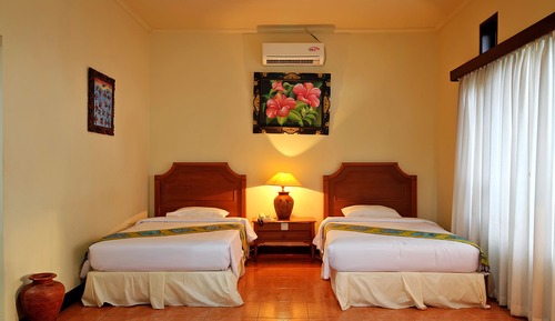 Habitación estándar con 1 cama doble o 2 individuales