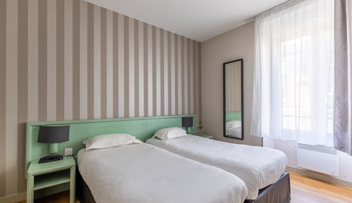 Habitación con 2 camas individuales