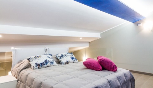 Apartamento de lujo, 2 habitaciones, balcón