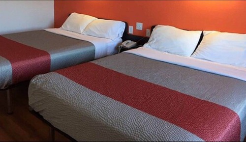 Habitación estándar, 2 camas de matrimonio, no fumadores