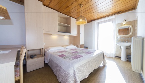 Habitación familiar, balcón