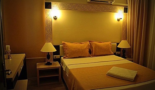 Habitación con 2 camas individuales