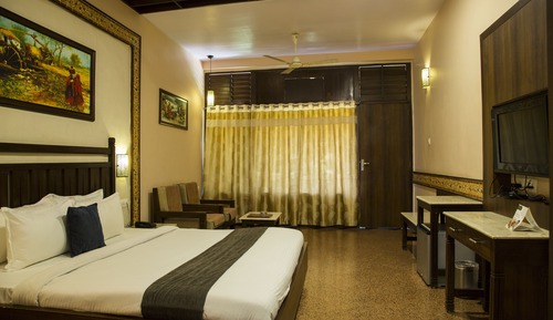Habitación de lujo doble, 1 cama de matrimonio grande, vistas al jardín