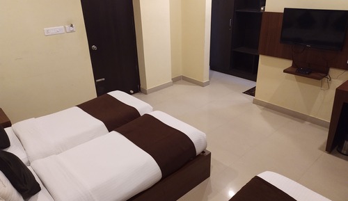 Habitación triple Deluxe, 1 habitación, vistas a la ciudad