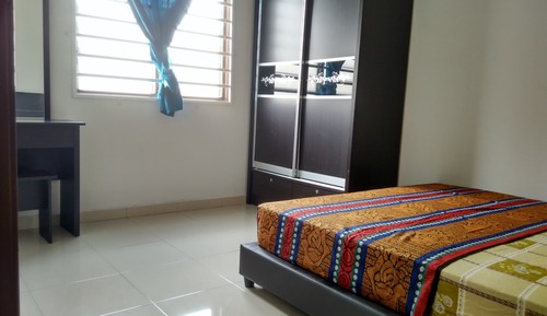 Casa familiar, 3 habitaciones, 2 baños