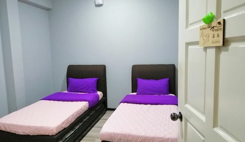 Habitación estándar con 2 camas individuales, 1 habitación, sin ventanas