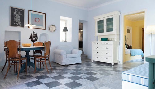 Casa familiar, 2 habitaciones, vistas al mar, en la zona del patio