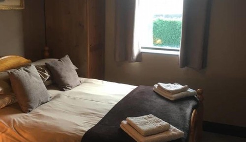 Habitación doble, baño privado