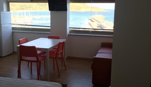 Estudio familiar, vistas al mar