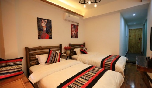 Habitación clásica con 2 camas individuales