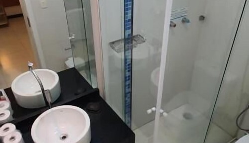 Habitación básica con 1 cama doble o 2 individuales