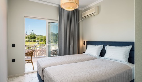 Apartamento, 2 habitaciones, vistas a la piscina, junto a la piscina
