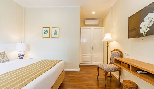 Habitación Deluxe, balcón, vistas a la piscina