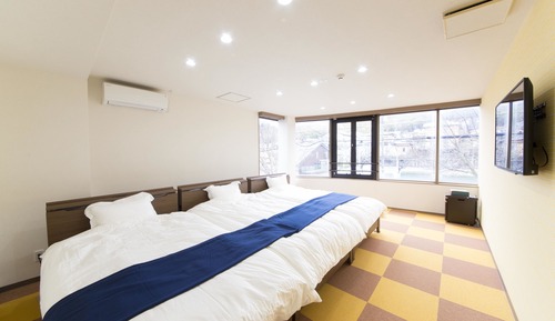 Habitación básica, vistas a la montaña