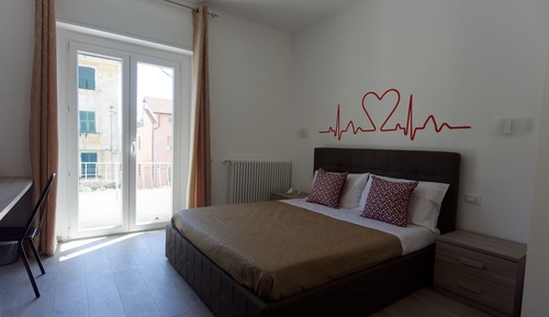 Habitación Deluxe, 1 cama de matrimonio, balcón, vistas a la ciudad