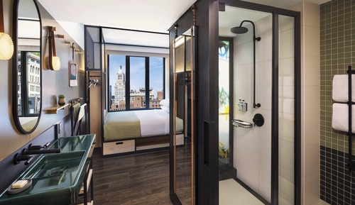 Habitación, 1 cama de matrimonio (Mobility Accessible, Roll-in Shower)