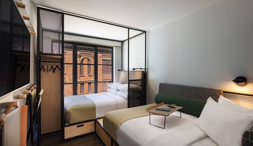 Habitación, 2 camas dobles (Mobility Accessible, Roll-in Shower)