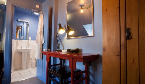 Habitación individual superior, baño privado (Second floor dormer)