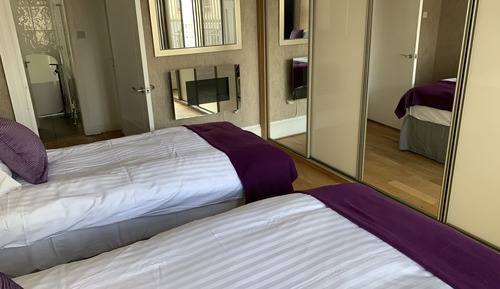 Apartamento, baño privado