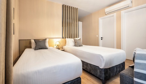 Junior King Suite