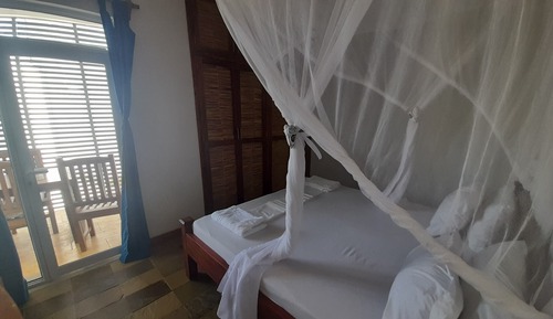 Apartamento de diseño, 2 habitaciones, vistas al patio, planta baja