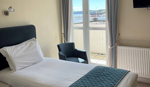 Habitación con 2 camas individuales