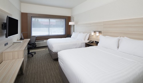 Suite, 2 camas de matrimonio, bañera accesible (Communications)