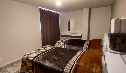 Villa familiar, 3 habitaciones, no fumadores, vistas a la ciudad
