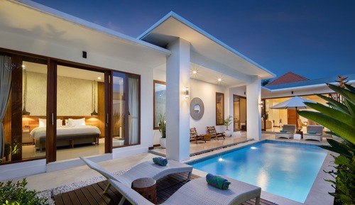 Villa familiar, 2 habitaciones, no fumadores, piscina privada