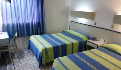 Habitación cuádruple básica