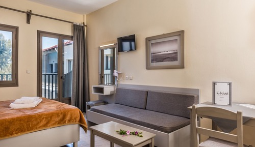 Estudio, vistas a la piscina (2 Adults)