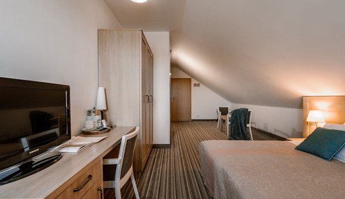 Habitación Confort con 1 cama doble o 2 individuales, no fumadores