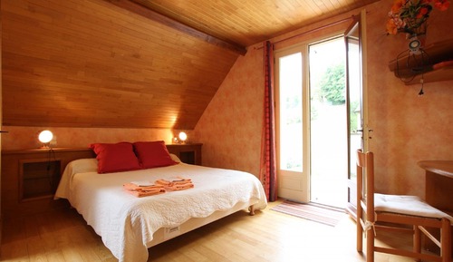 Habitación doble, vistas a la montaña (Ocre)
