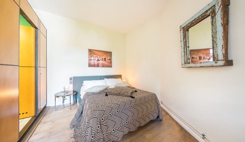 Apartamento (Stufenraum)