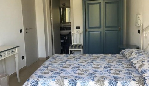 Habitación doble, balcón