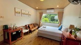 Deluxe Double Room, Garden View