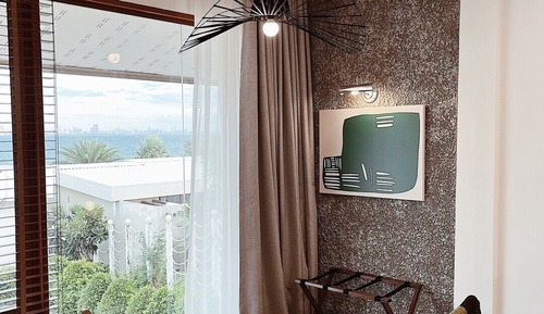 Arctic Sea View With Tub