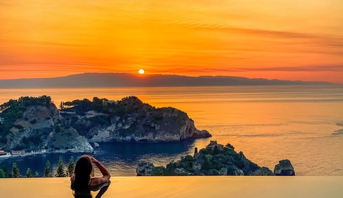 Apartamento exclusivo, piscina privada, vistas al mar