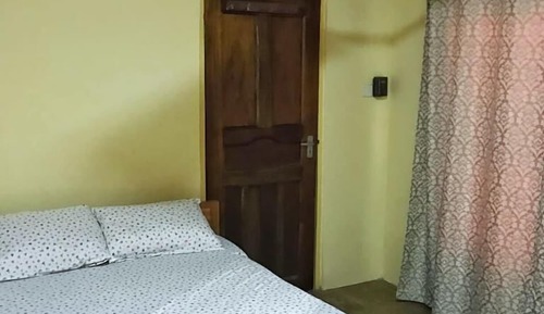 Basic Single Room, 1 Double Bed, Smoking, Garden View