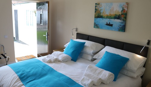 Habitación con 1 cama doble o 2 individuales