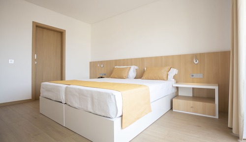 Habitación con 1 cama doble o 2 individuales, no fumadores