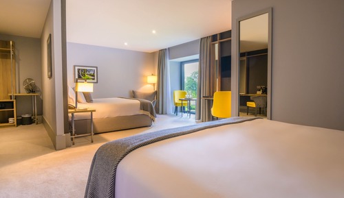 Habitación familiar, varias camas