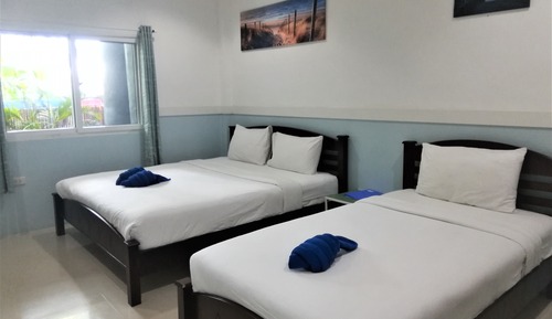 Habitación triple clásica