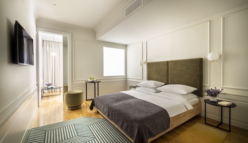 Standard family room